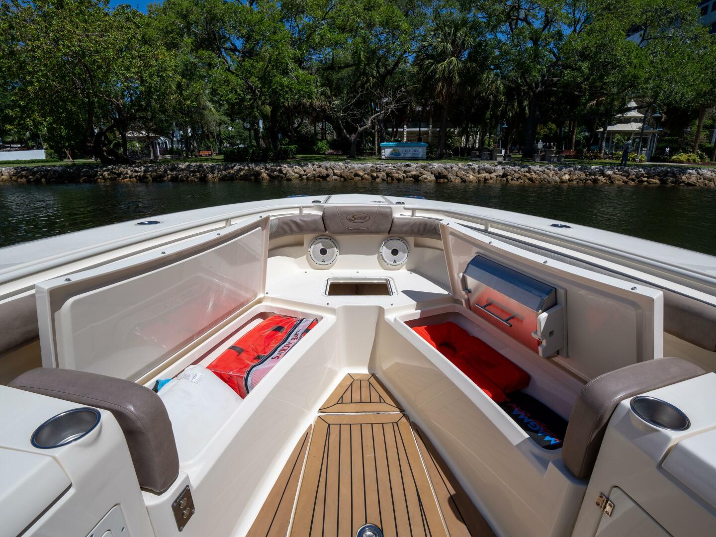 Slide: The Image of Scout 32 2015 - 5341313