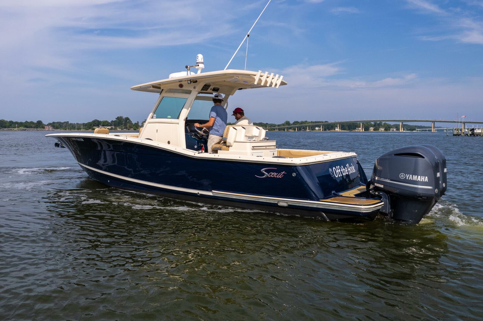 Slide: The Image of Scout 320 LXF 2015 - 15