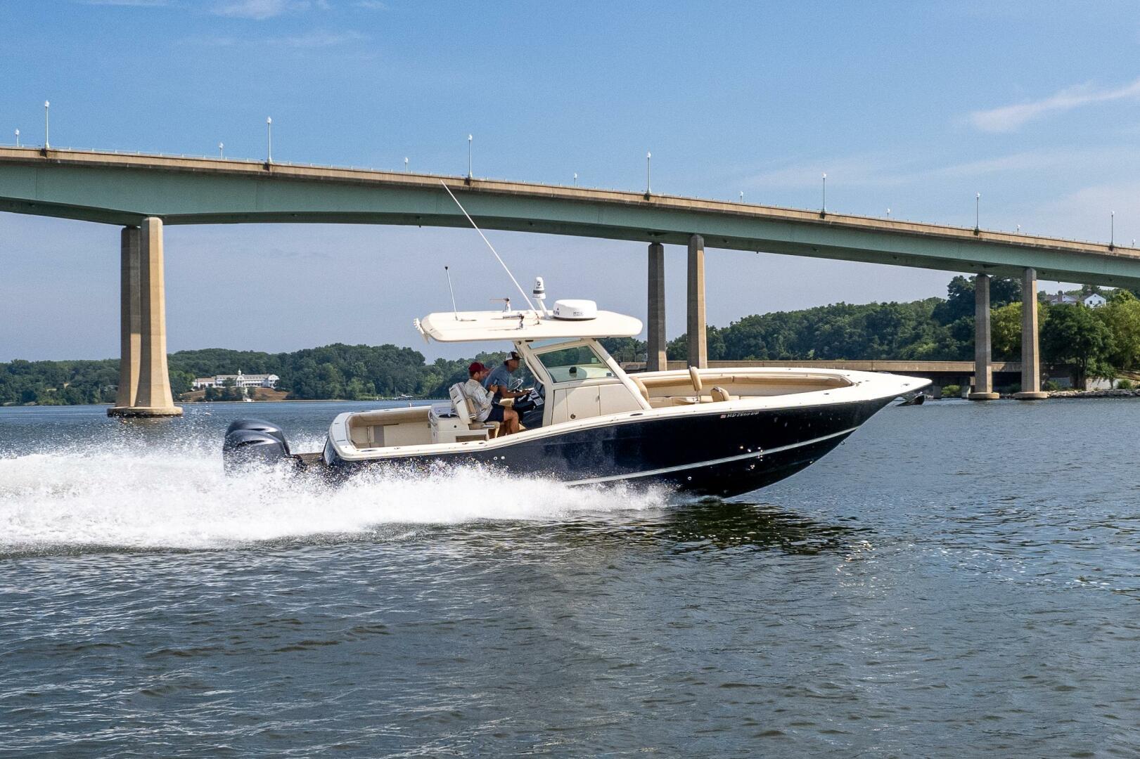 Slide: The Image of Scout 320 LXF 2015 - 23