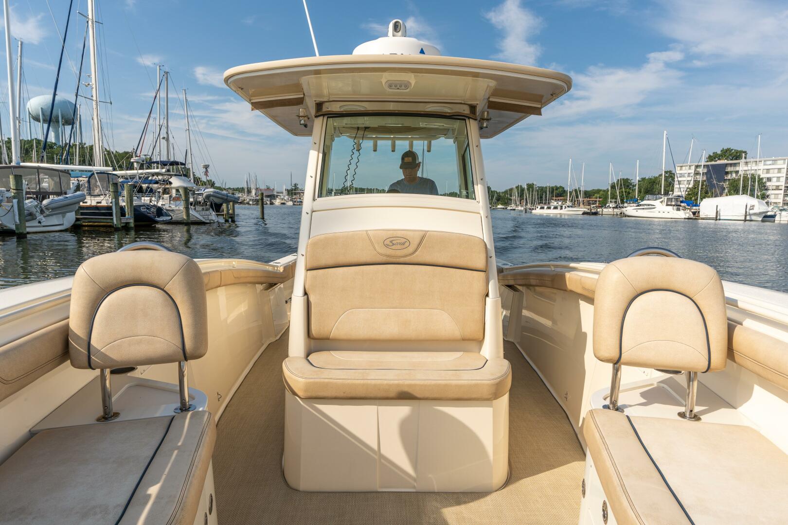 Slide: The Image of Scout 320 LXF 2015 - 30