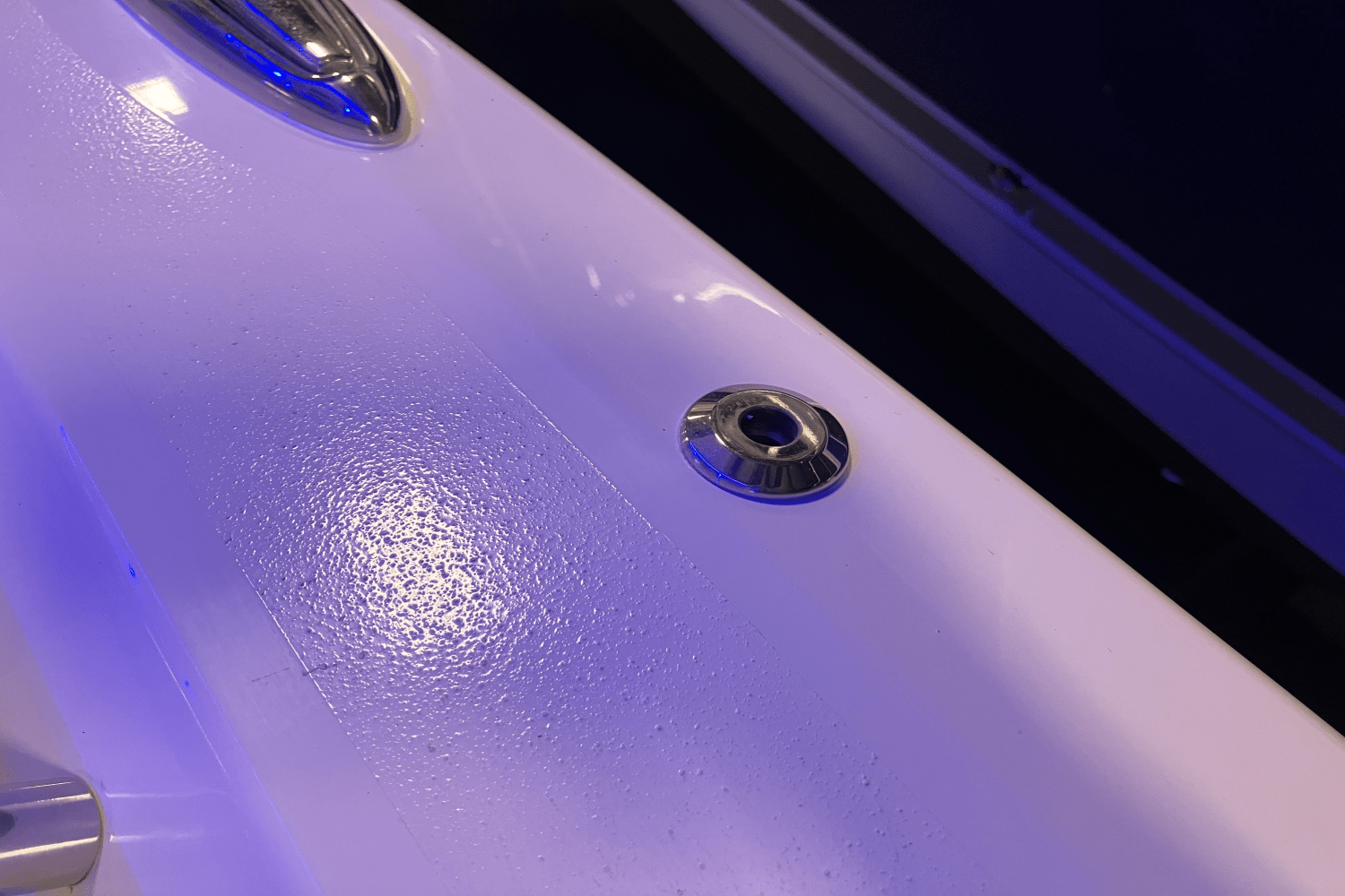 Slide: The Image of Scout 330 LXF 2023 - 27