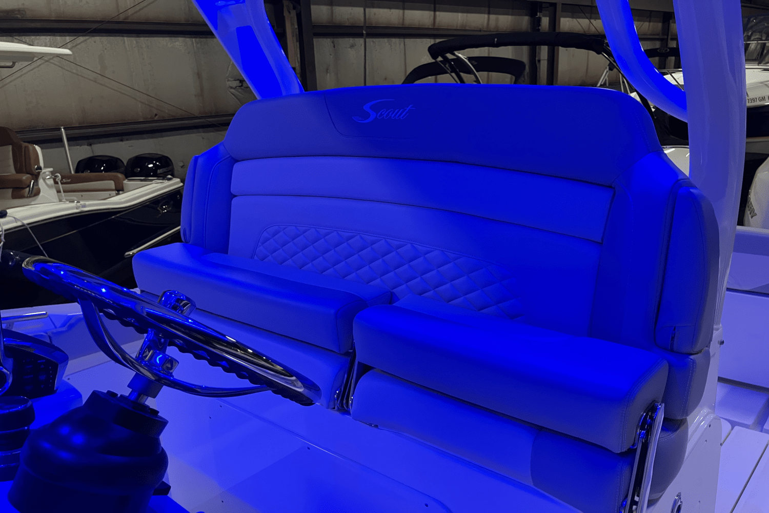 Slide: The Image of Scout 330 LXF 2023 - 35