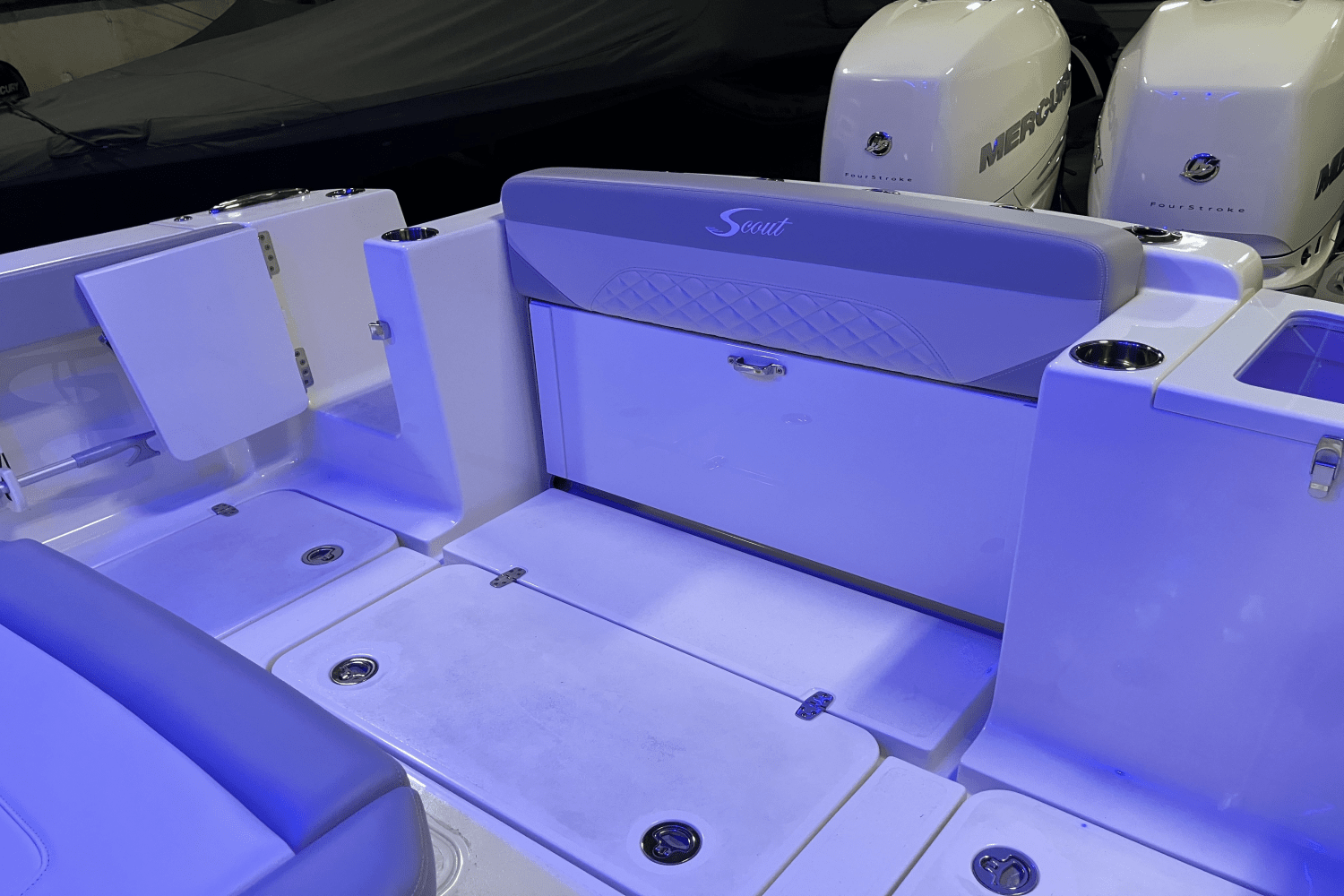 Slide: The Image of Scout 330 LXF 2023 - 45