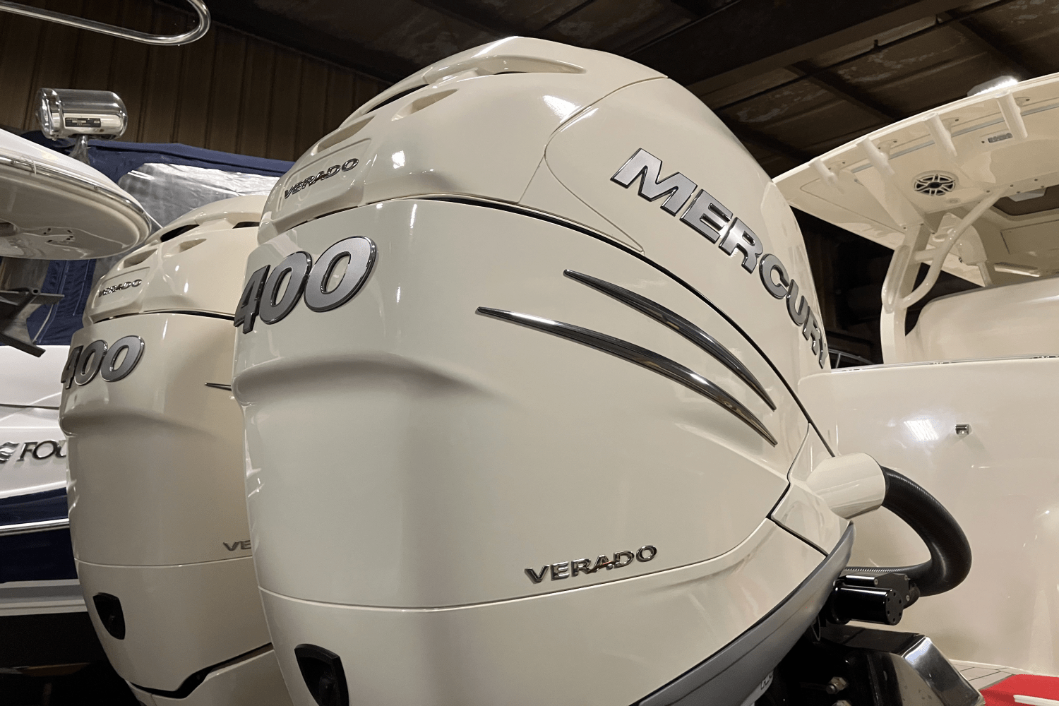 Slide: The Image of Scout 330 LXF 2023 - 51