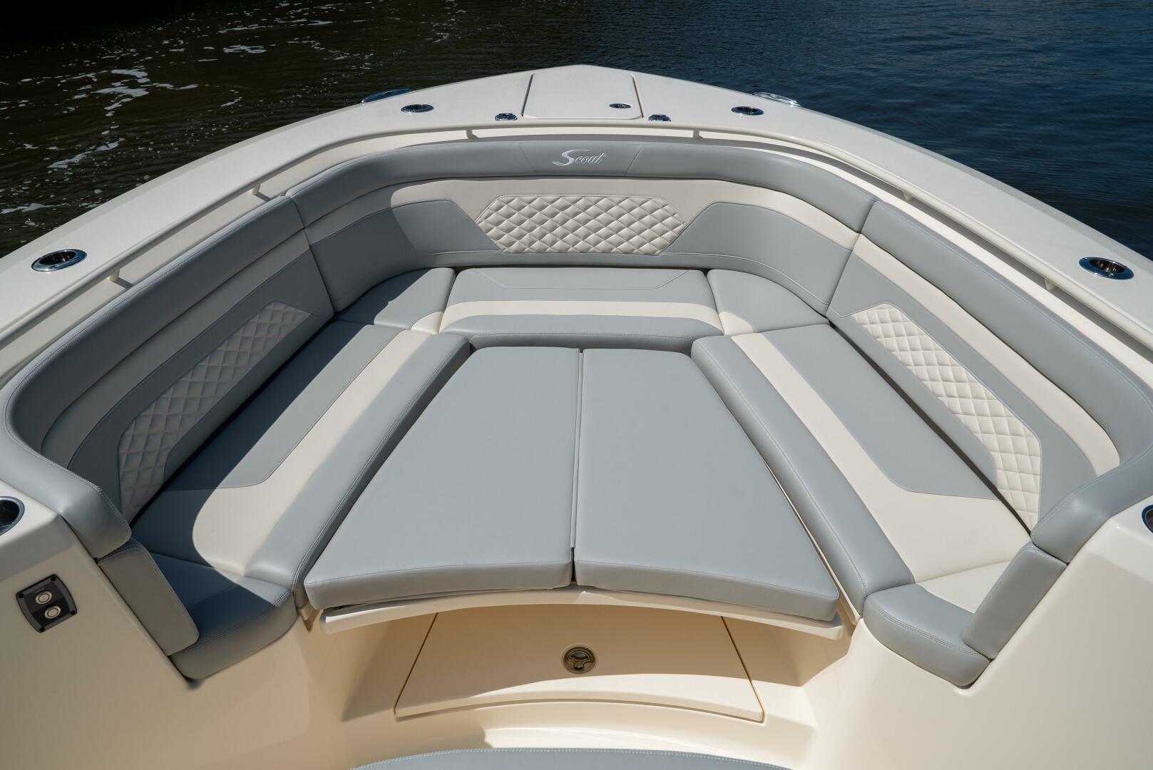 Slide: The Image of Scout 330 LXF 2025 - 5060591