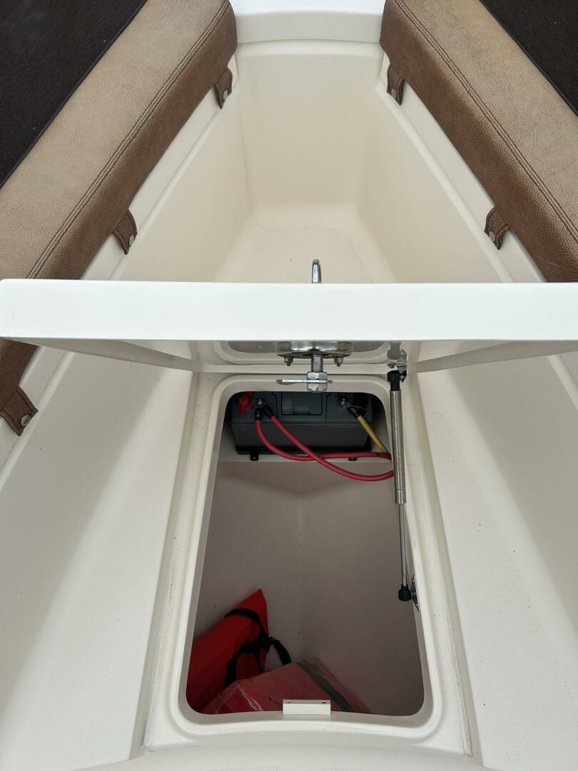 Slide: The Image of Scout 350 Lxf 2015 - 4955348