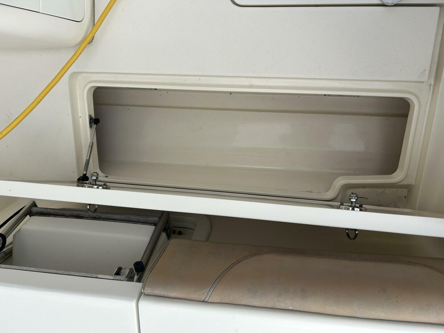 Slide: The Image of Scout 350 Lxf 2015 - 4955378