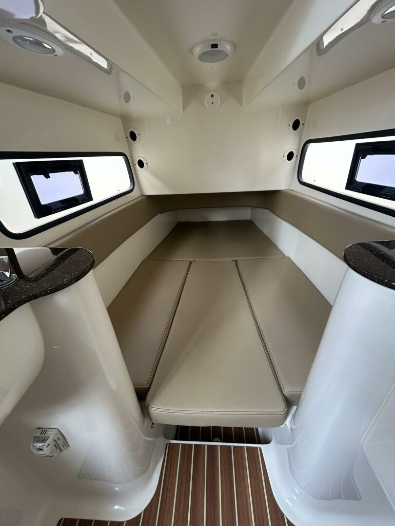 Slide: The Image of Scout 350 Lxf 2015 - 4955384