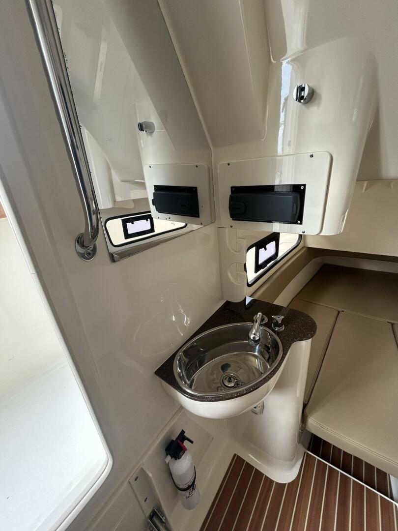 Slide: The Image of Scout 350 Lxf 2015 - 4955385