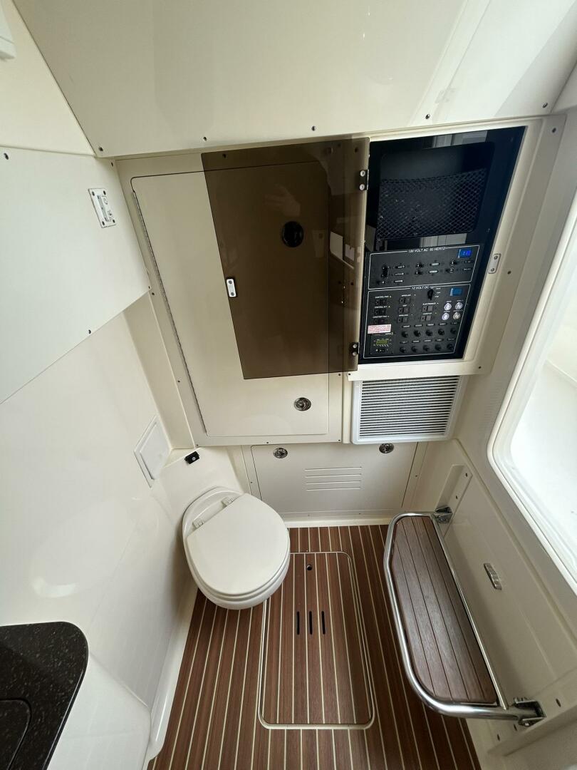 Slide: The Image of Scout 350 Lxf 2015 - 4955387