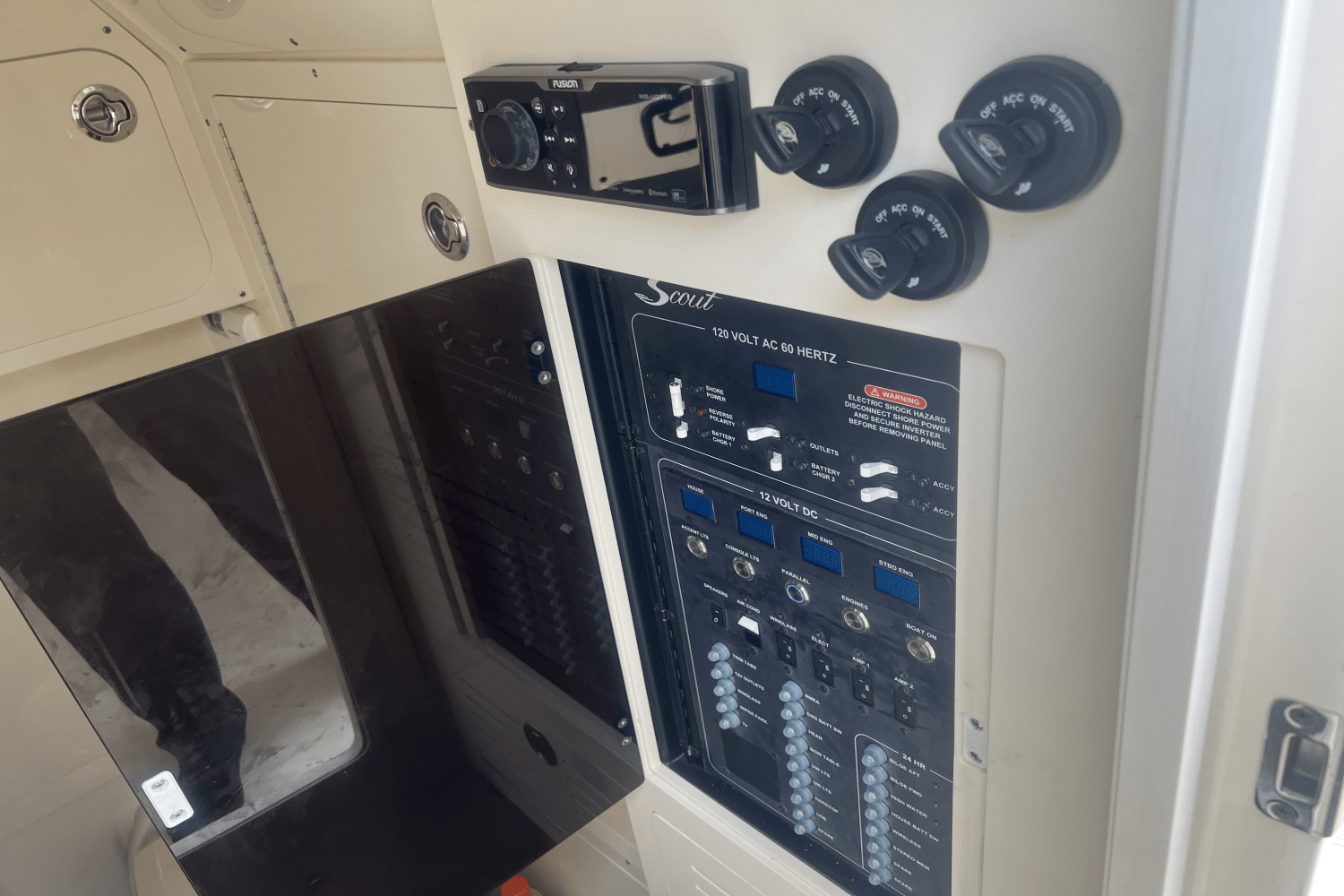 Slide: The Image of Scout 355 LXF 2018 - 14