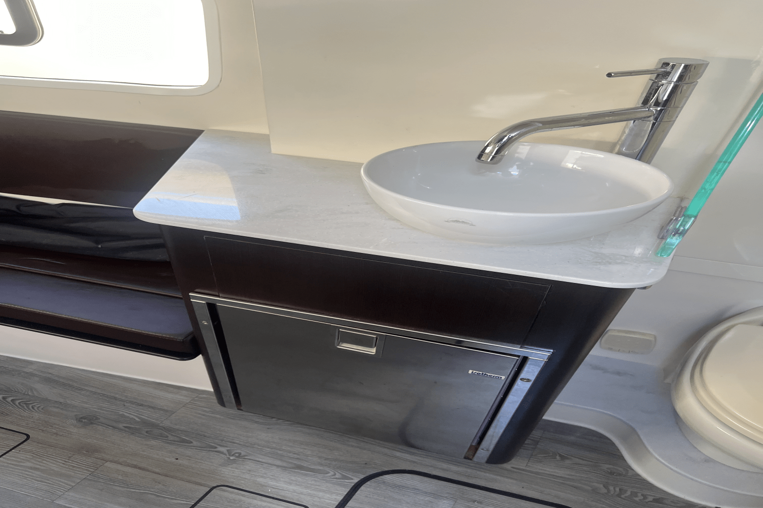 Slide: The Image of Scout 355 LXF 2018 - 16