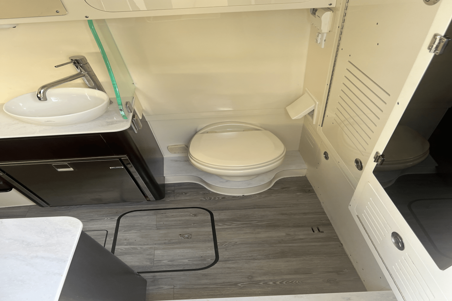 Slide: The Image of Scout 355 LXF 2018 - 17