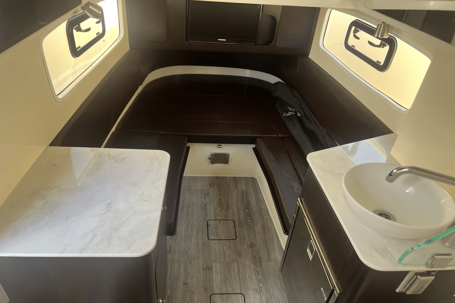 Slide: The Image of Scout 355 LXF 2018 - 19