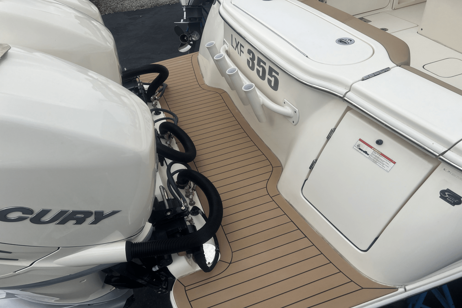 Slide: The Image of Scout 355 LXF 2018 - 3