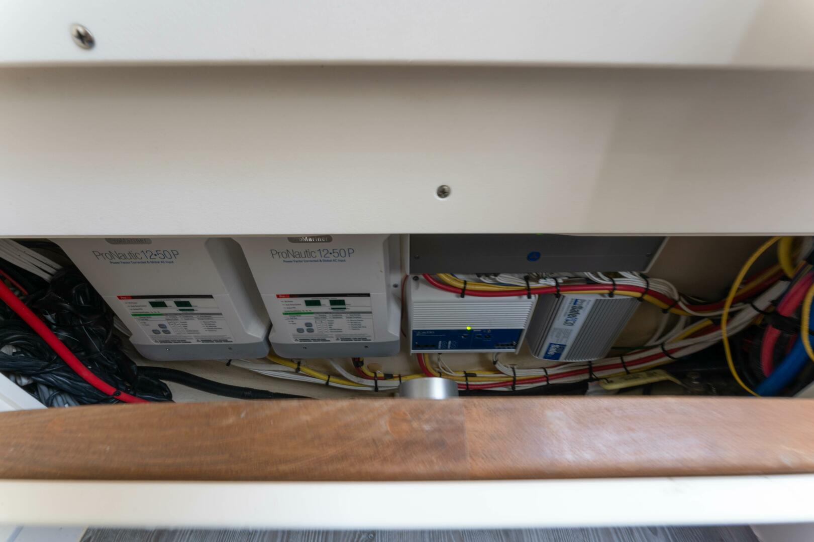 Slide: The Image of 2018 Scout 355 LXF - 5191179