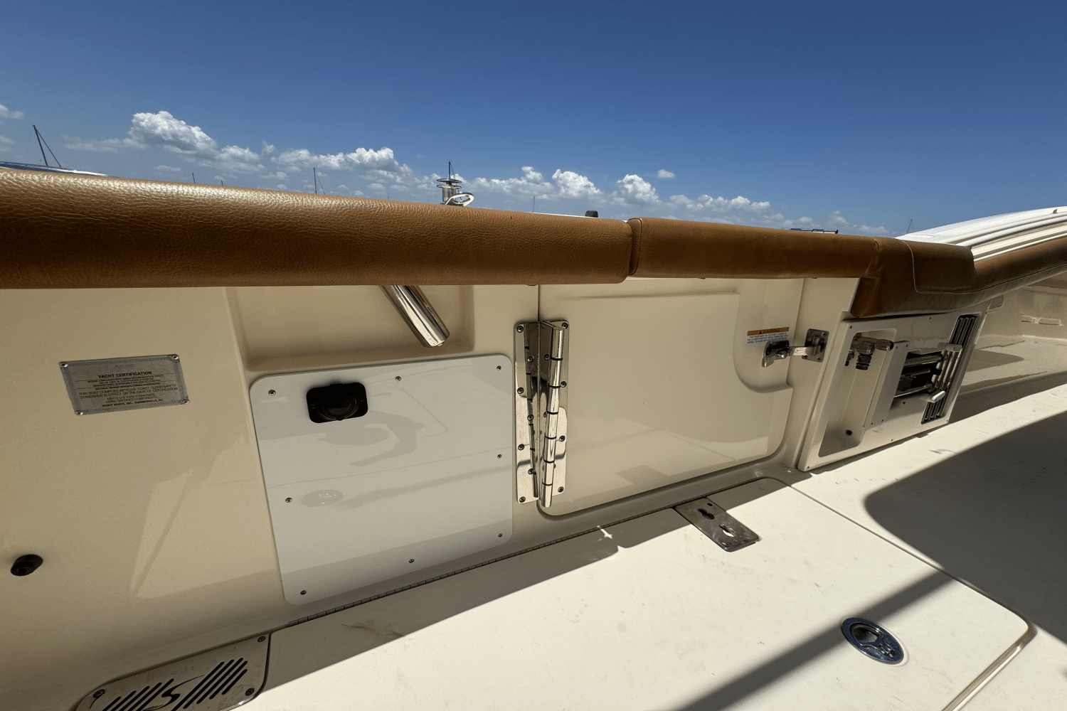 Slide: The Image of Scout 355 LXF 2021 - 38