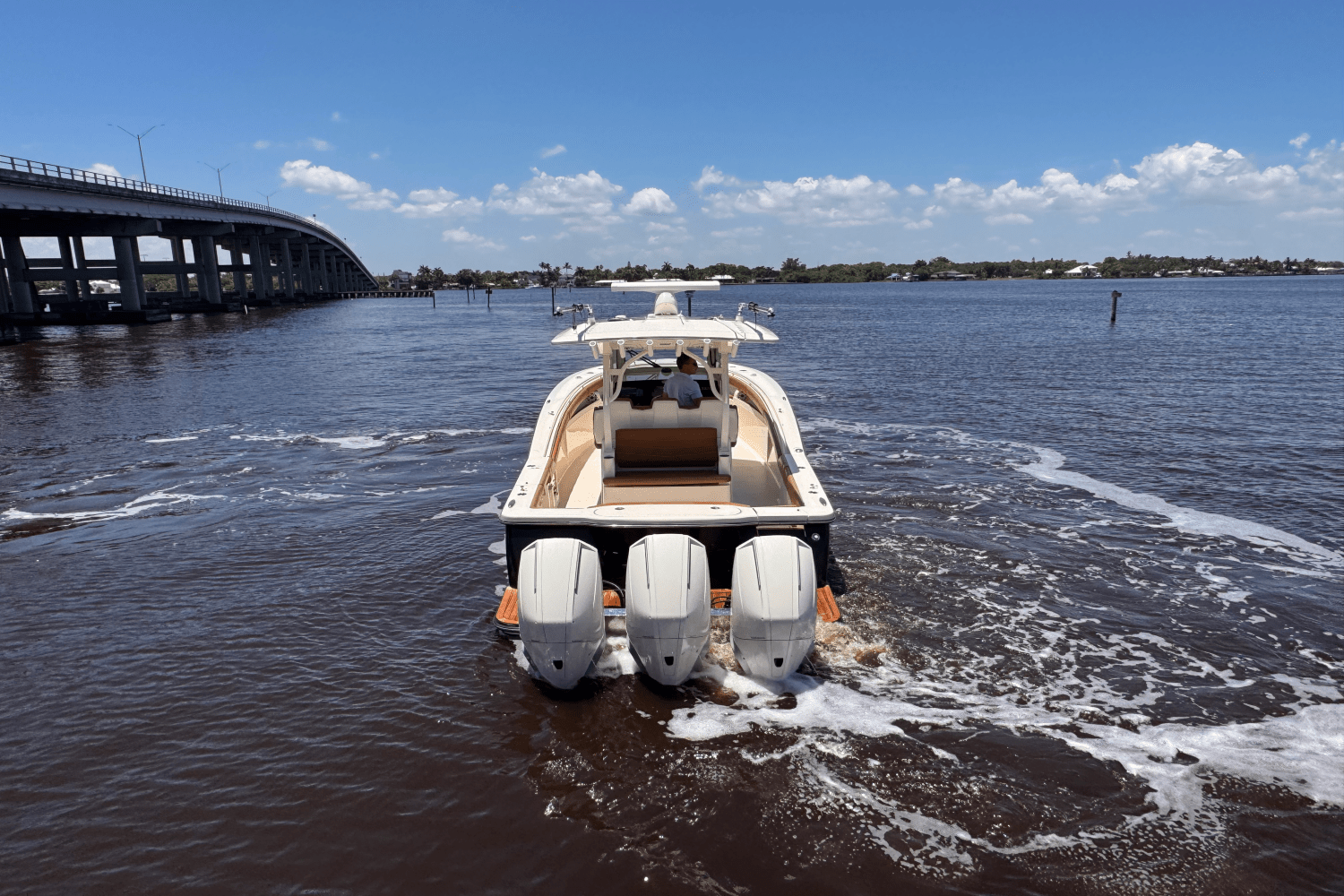 Slide: The Image of Scout 355 LXF 2021 - 9