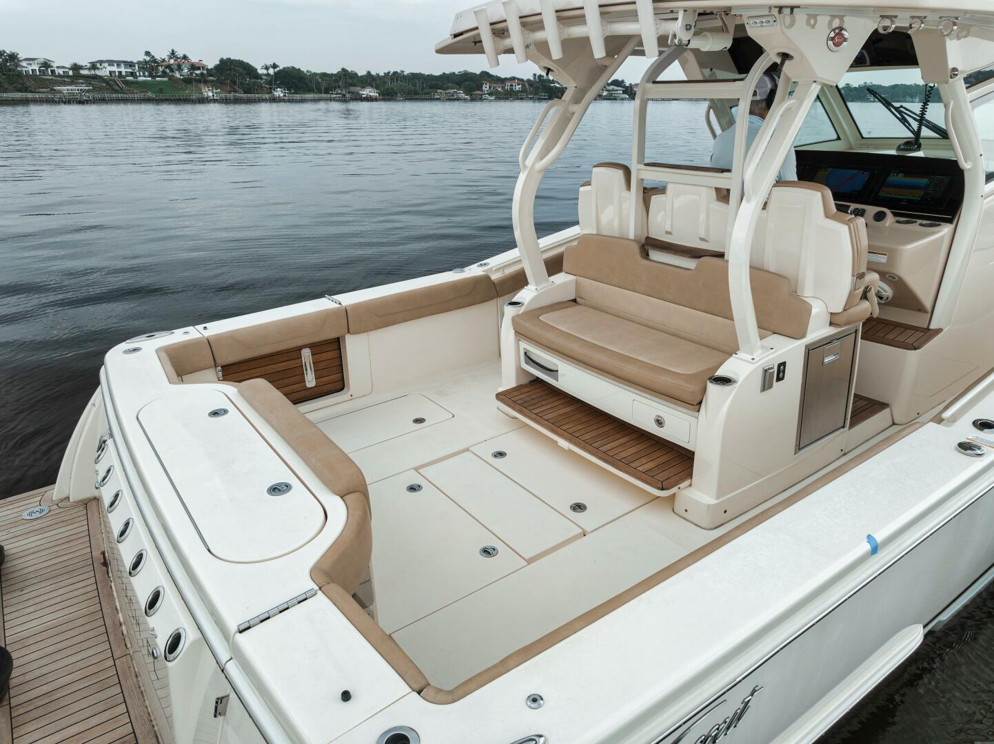 Slide: The Image of 2018 Scout 38 LXF-Pain Killer- Cockpit 3 - 5199028