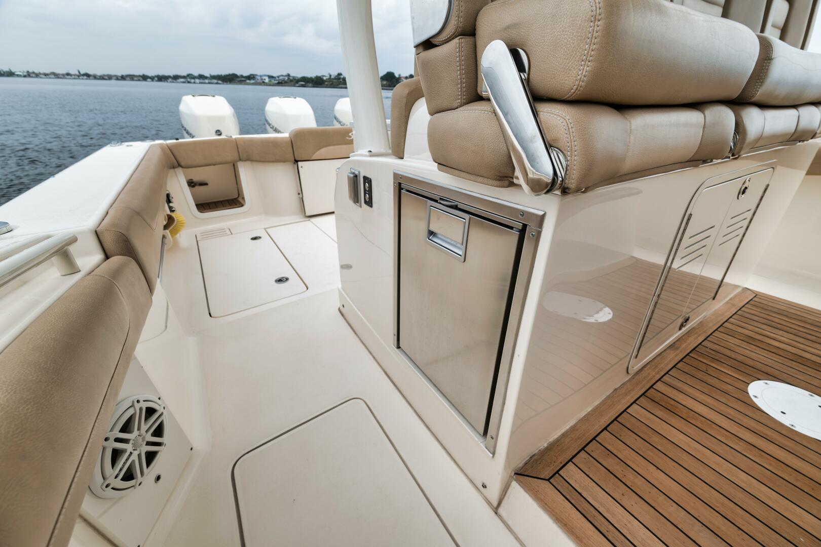 Slide: The Image of 2018 Scout 38 LXF-Pain Killer-Cockpit 24 - 5199149