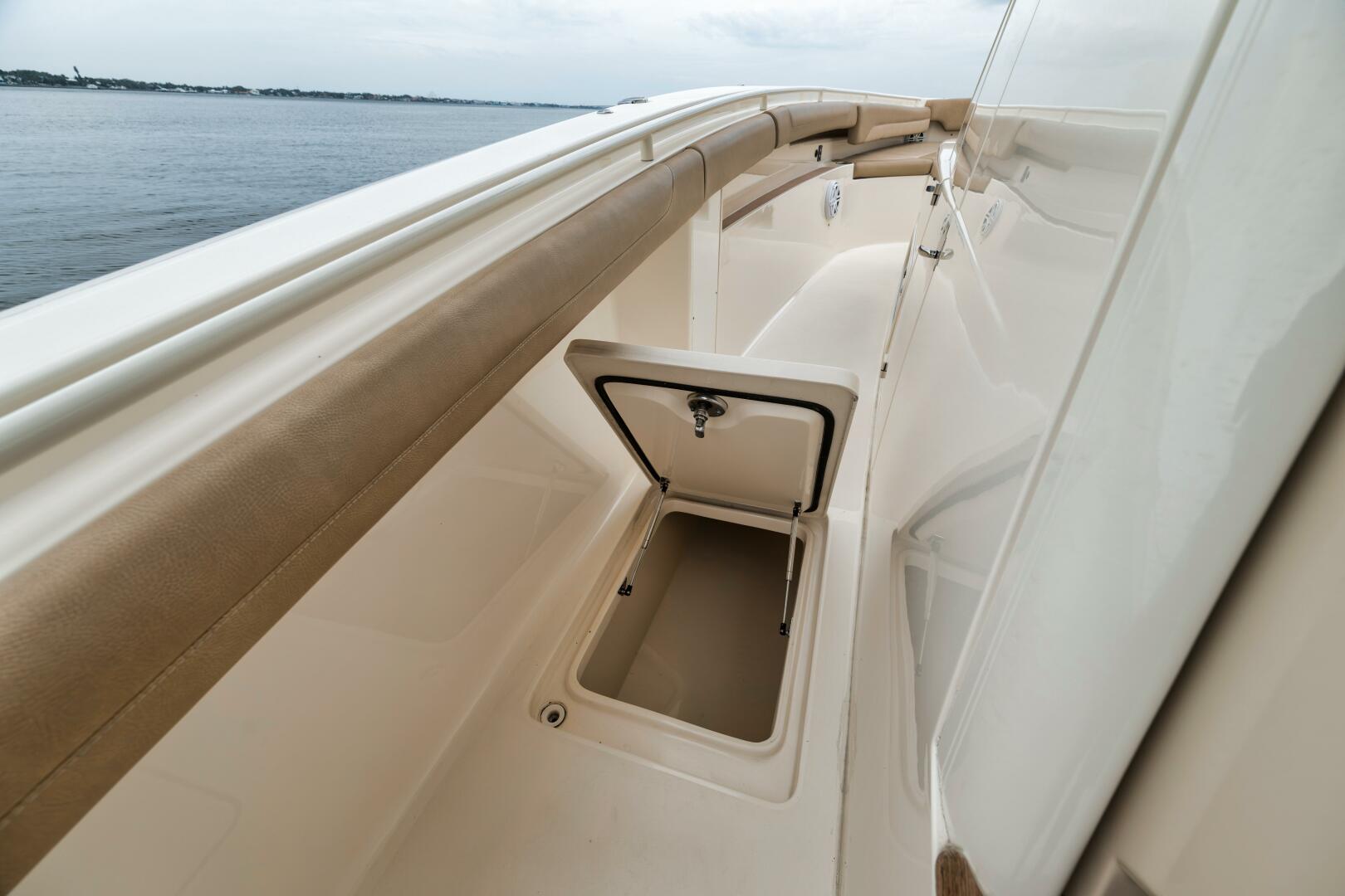 Slide: The Image of 2018 Scout 38 LXF-Pain Killer-Cockpit 25 - 5199187