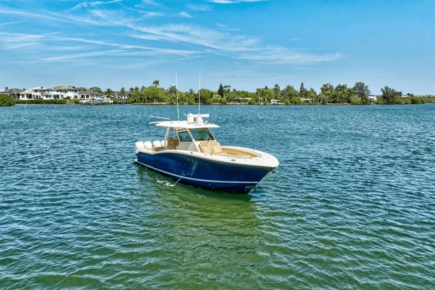 Slide: The Image of Scout 380 LXF 2020 - 11