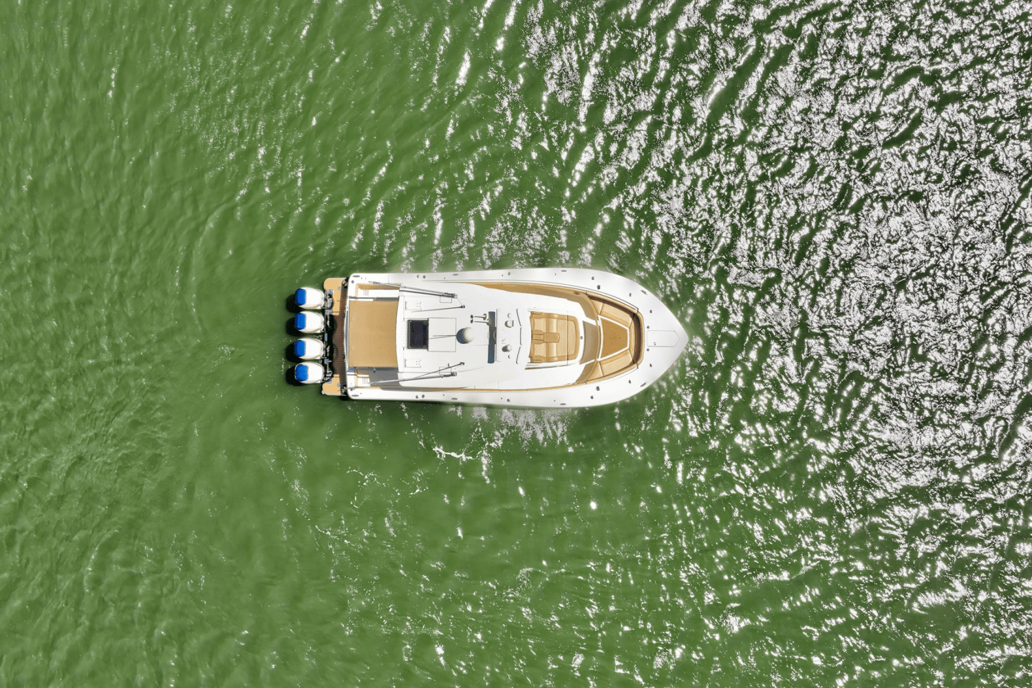 Slide: The Image of Scout 380 LXF 2020 - 12