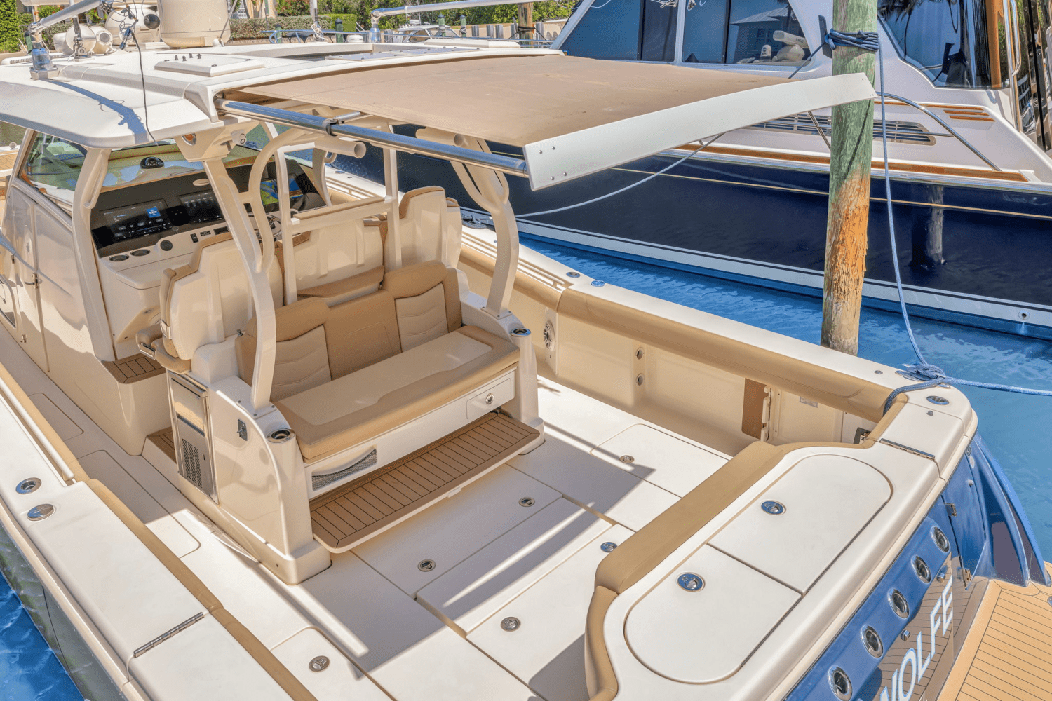 Slide: The Image of Scout 380 LXF 2020 - 27