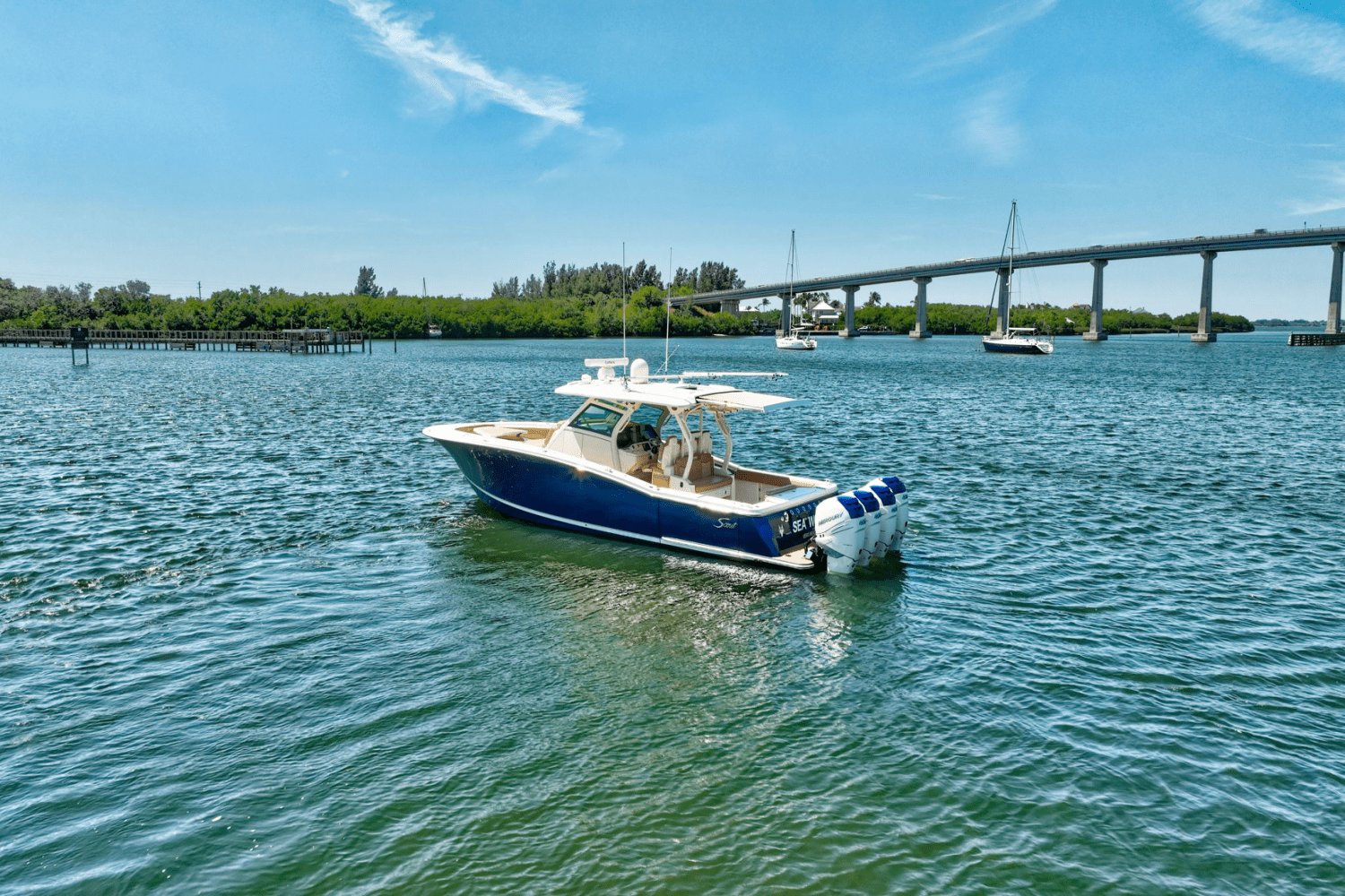 Slide: The Image of Scout 380 LXF 2020 - 6