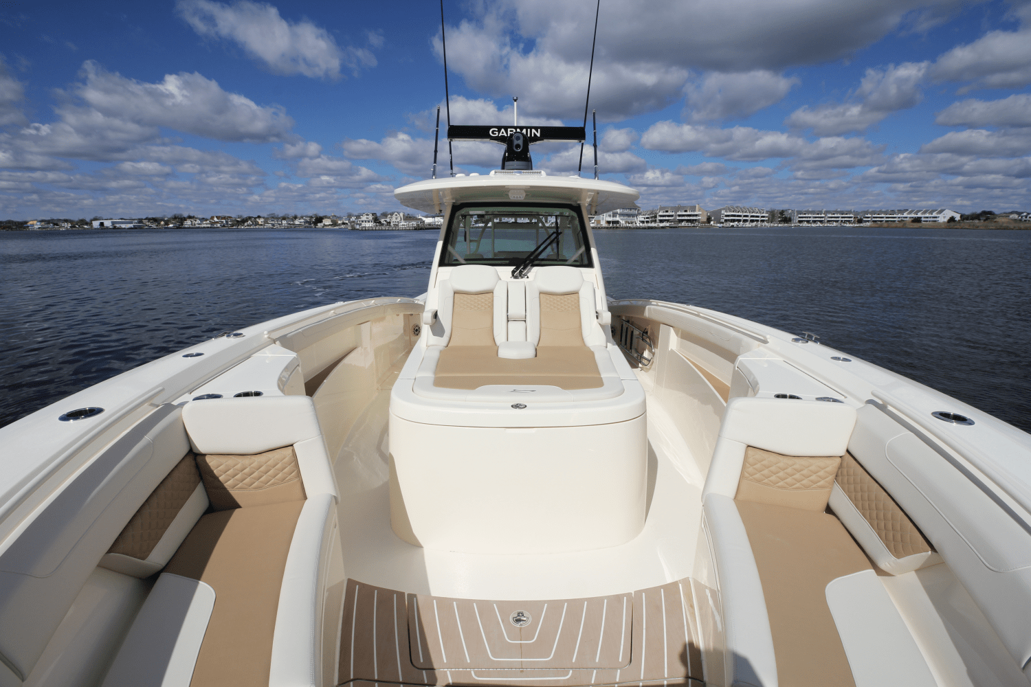 Slide: The Image of Scout 400 LXF 2024 - 72