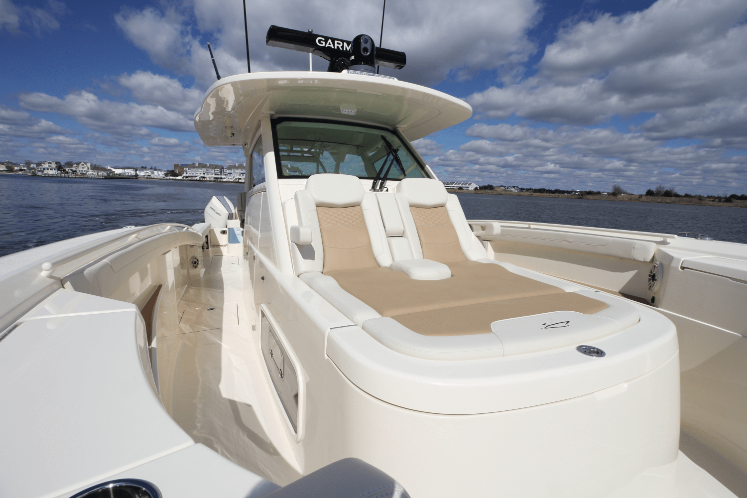 Slide: The Image of Scout 400 LXF 2024 - 74