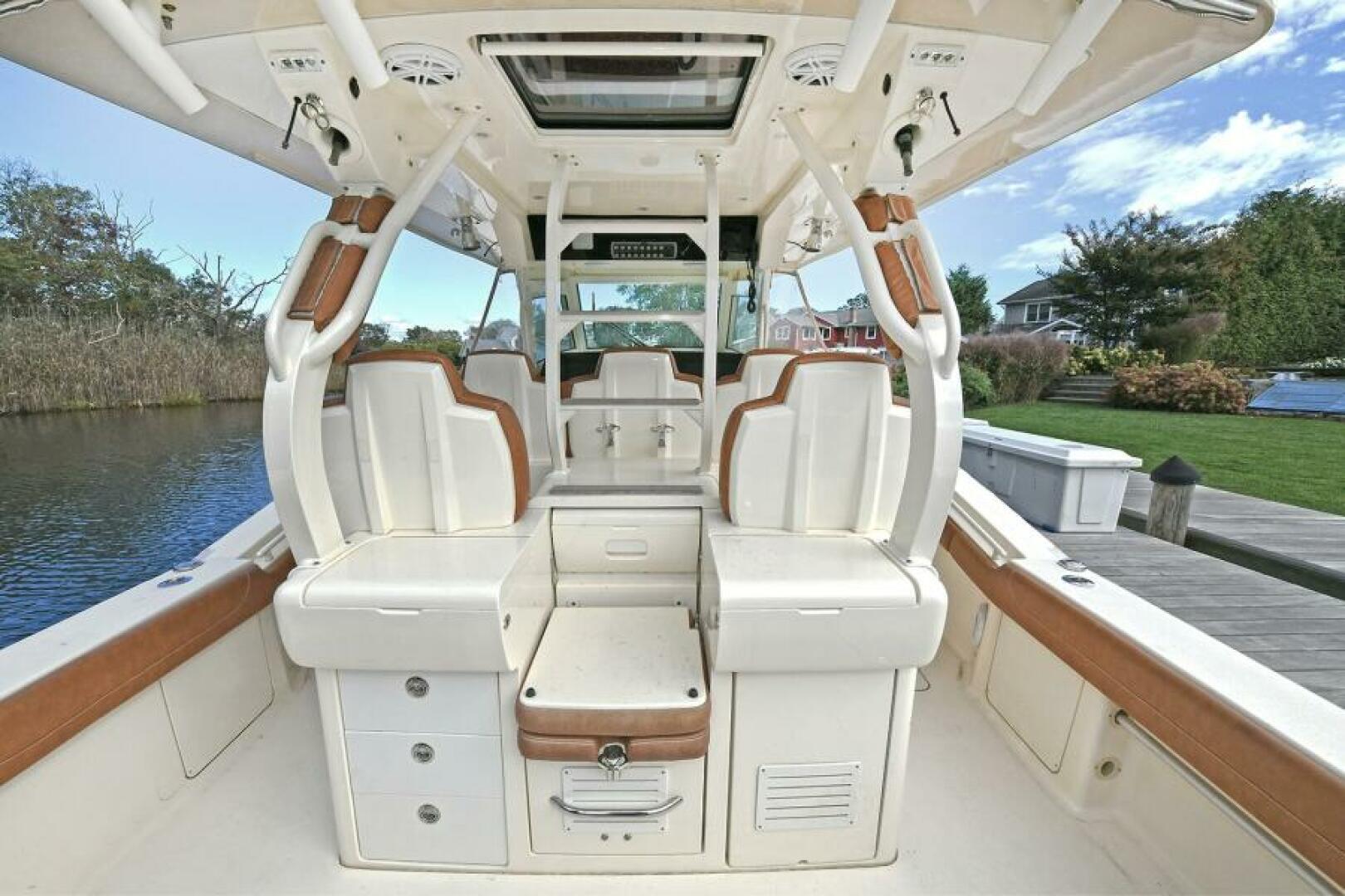 Slide: The Image of Scout 420 LXF 2016 - 5305927