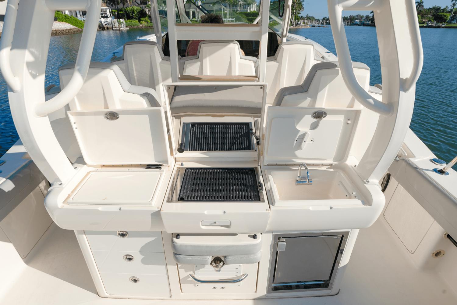 Slide: The Image of Scout 420 Lxf 2019 - 9