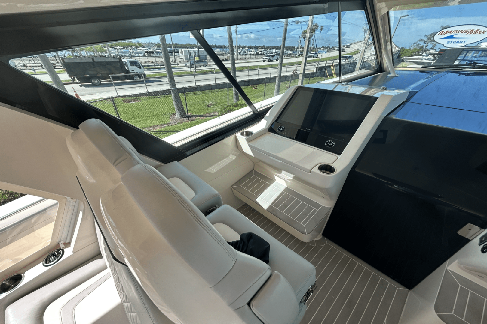 Slide: The Image of Scout 530 LXF 2024 - 3898896