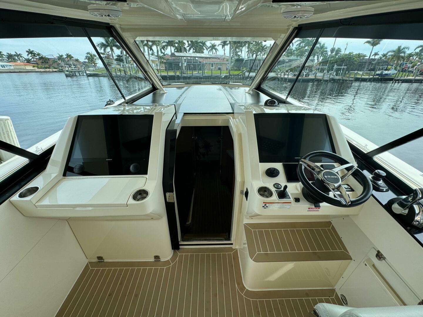 Slide: The Image of Scout 53 LXF 2020 - 8