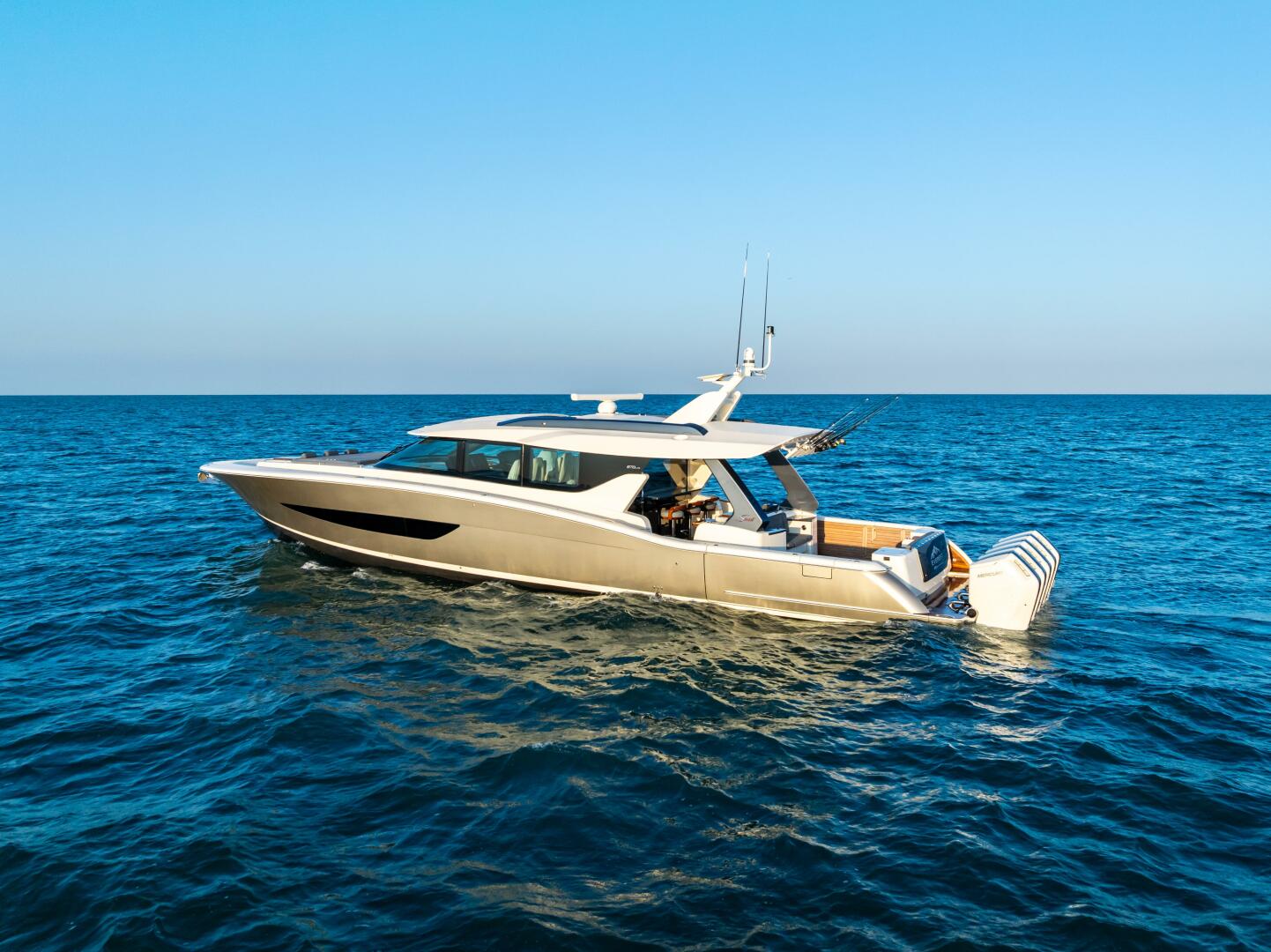 Slide: The Image of Scout 670 LXS 2025 - 5355270