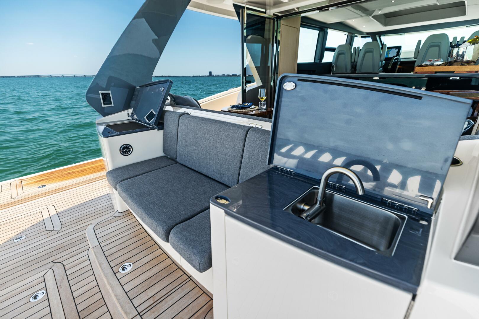 Slide: The Image of Scout 670 LXS 2025 - 5355301