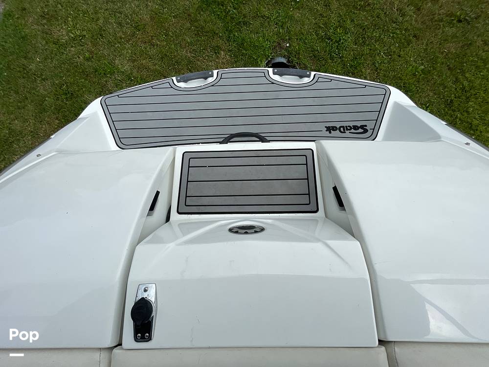 Slide: The Image of Sea-Doo 180 Challenger 2012 - 14405405