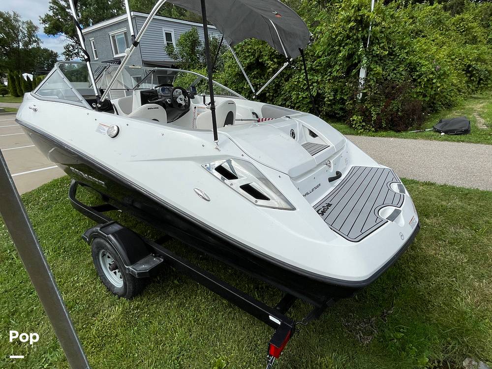 Slide: The Image of Sea-Doo 180 Challenger 2012 - 14405628