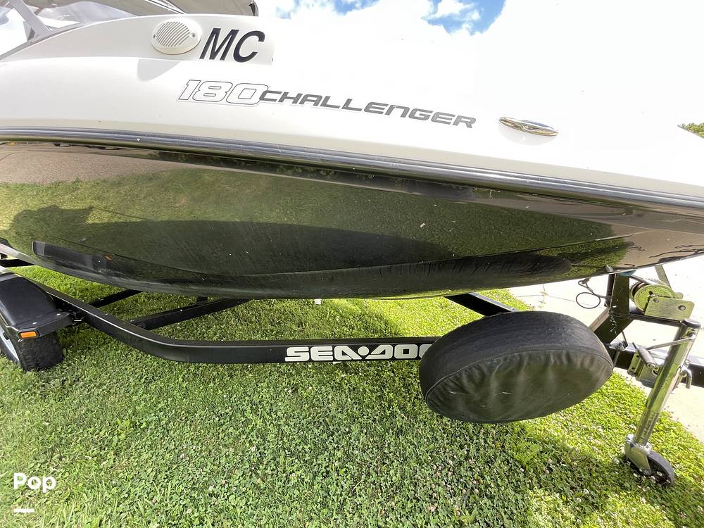 Slide: The Image of Sea-Doo 180 Challenger 2012 - 14405634