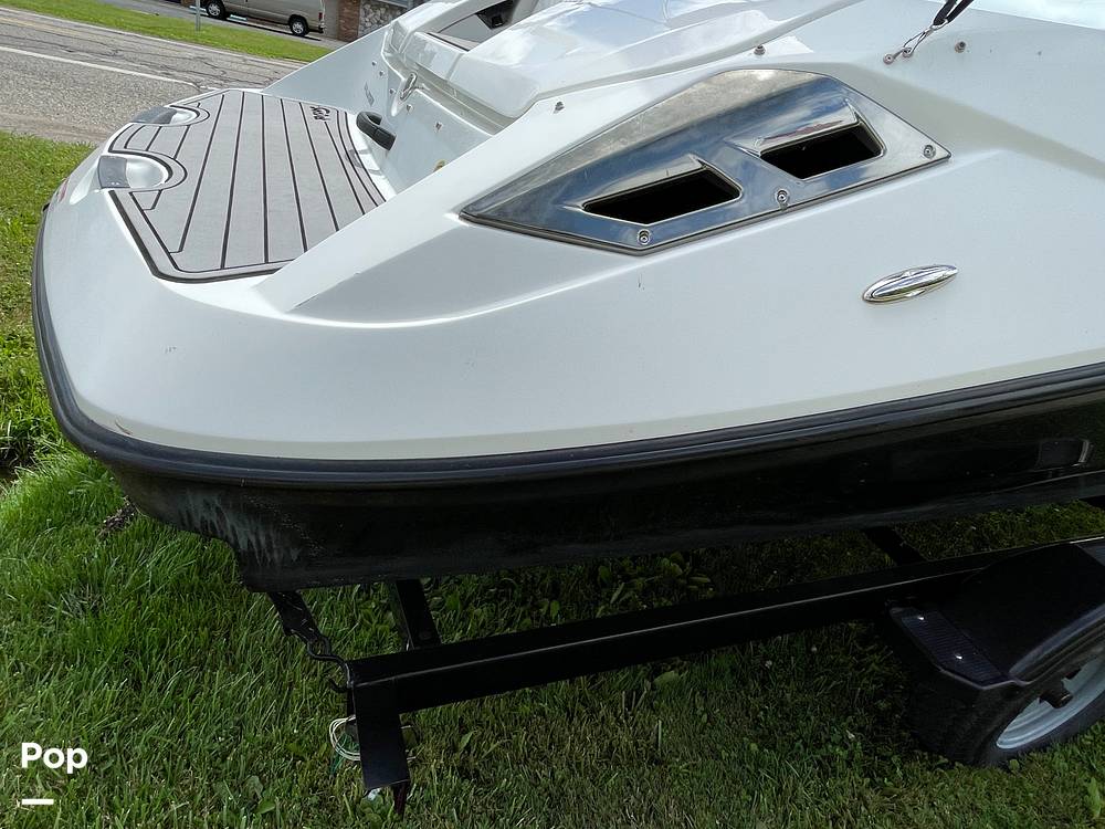 Slide: The Image of Sea-Doo 180 Challenger 2012 - 14405637