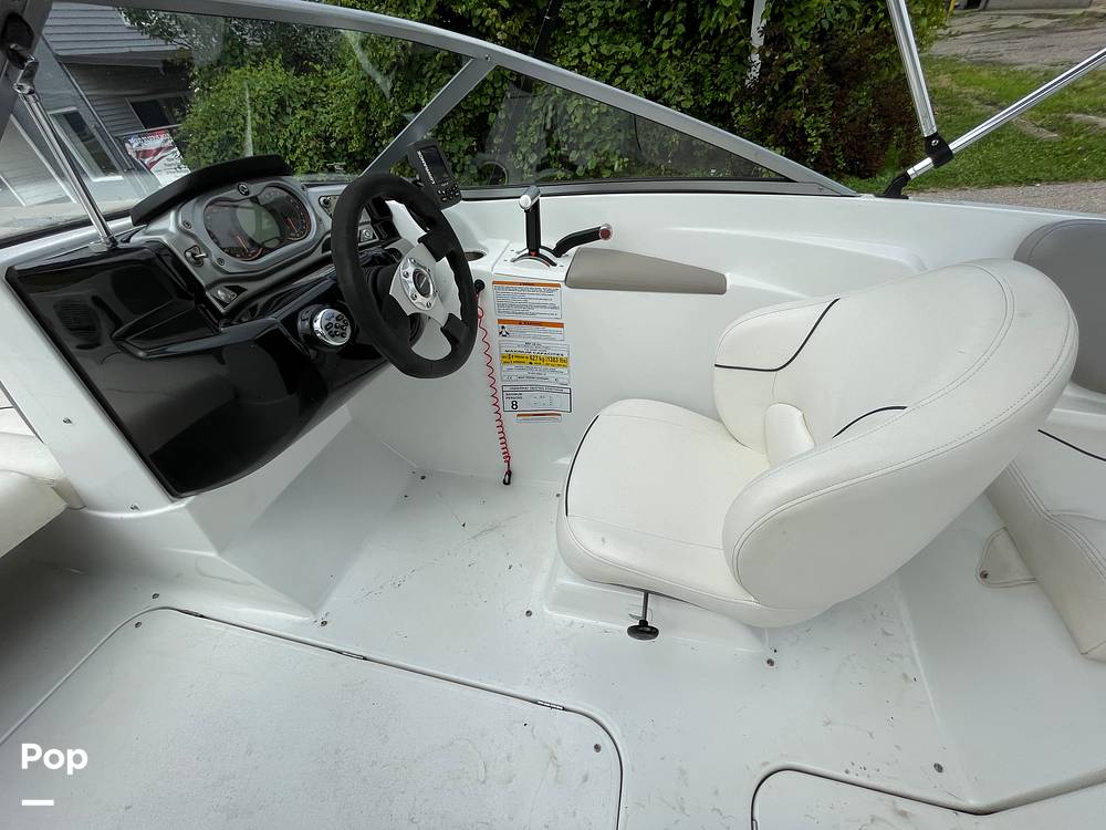 Slide: The Image of Sea-Doo 180 Challenger 2012 - 14405536