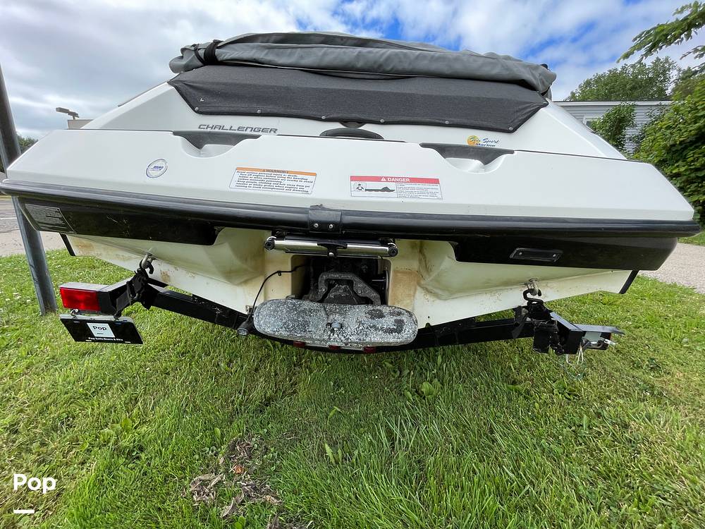 Slide: The Image of Sea-Doo 180 Challenger 2012 - 14405853