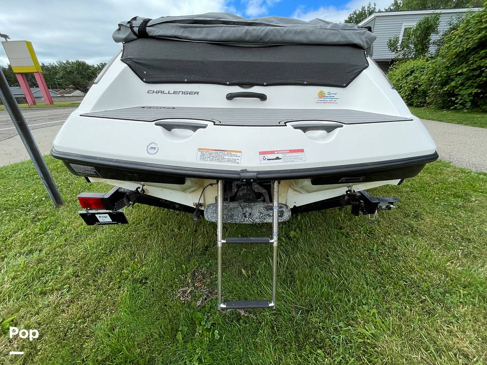 Slide: The Image of Sea-Doo 180 Challenger 2012 - 14405854