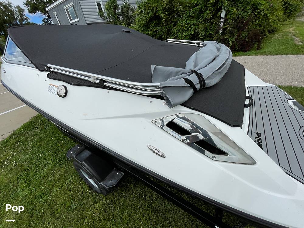 Slide: The Image of Sea-Doo 180 Challenger 2012 - 14405857