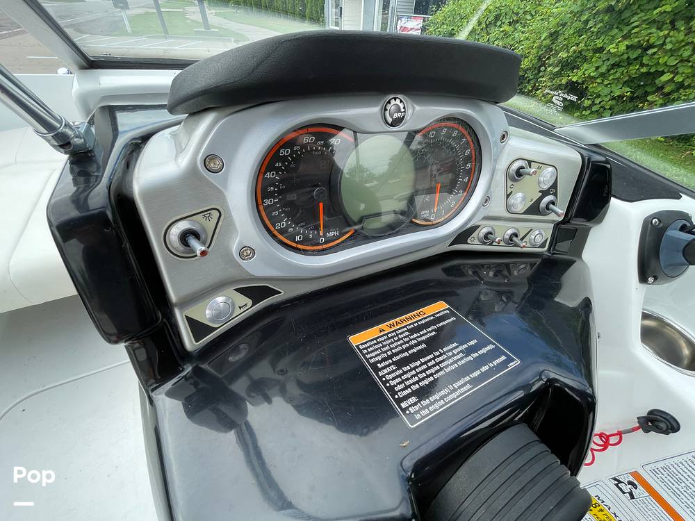 Slide: The Image of Sea-Doo 180 Challenger 2012 - 14405542