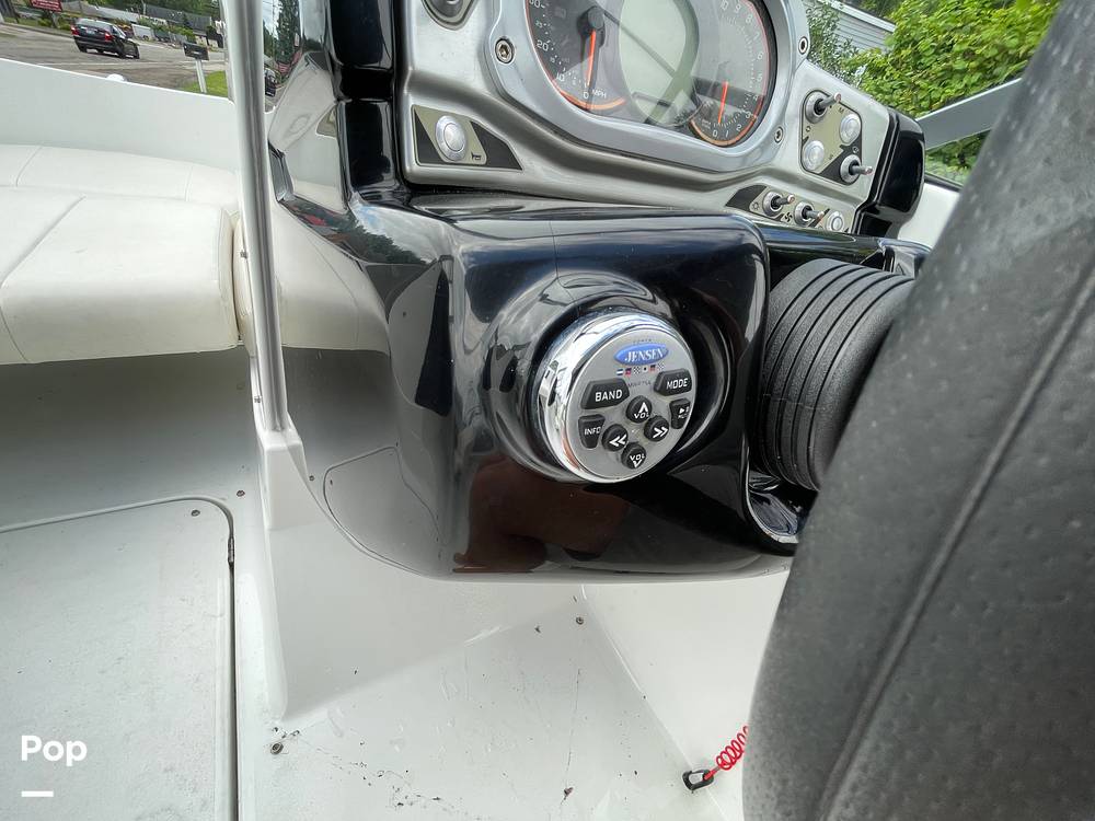 Slide: The Image of Sea-Doo 180 Challenger 2012 - 14405547