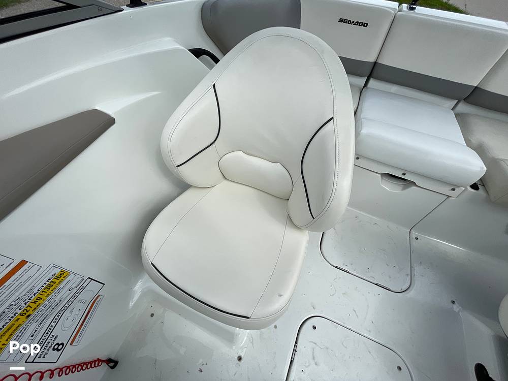 Slide: The Image of Sea-Doo 180 Challenger 2012 - 14405552