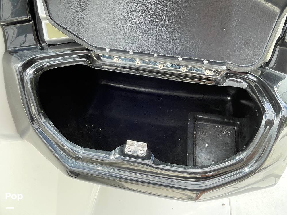 Slide: The Image of Sea-Doo 180 Challenger 2012 - 14405560