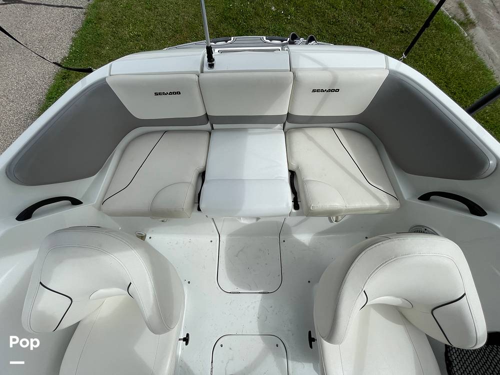 Slide: The Image of Sea-Doo 180 Challenger 2012 - 14405399